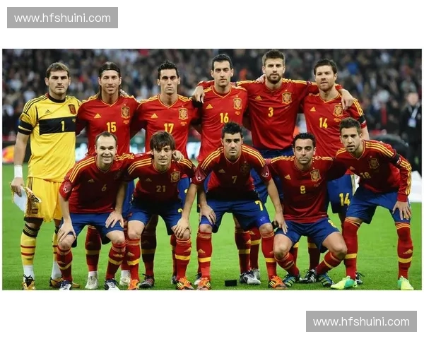 2010年世界杯决赛：西班牙时隔历史首次捧起金杯 震撼全世界